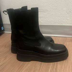 Vagabond Carla Chelsea Boots Stretch Platform Square Toe